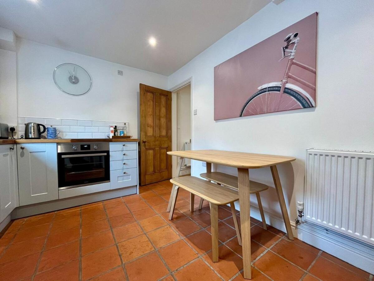 Quaint 2 Bed Cottage In The Heart Of Cambridge Экстерьер фото